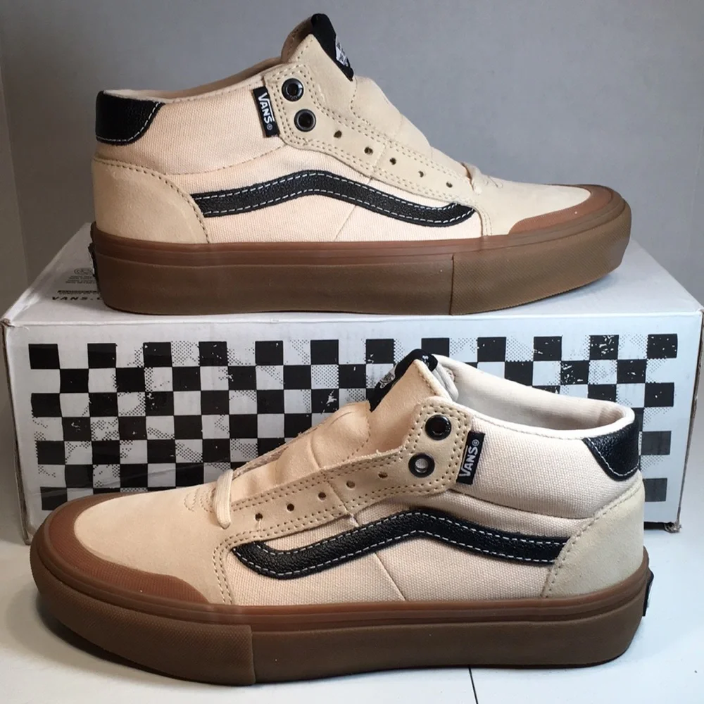 NWT Vans Style 112 Mid Top Pro Skateboard Shoes Women’s 8